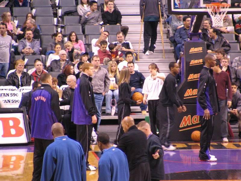 Raptors - 02.04.2005 014.jpg